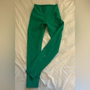 Lululemon leggings size 6
